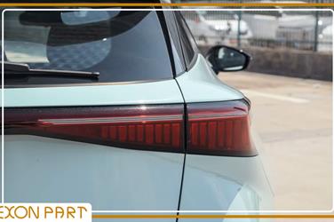 چراغ عقب و ترمز ماشین: راهنمای ایمنی و جلوگیری از تصادف در شب